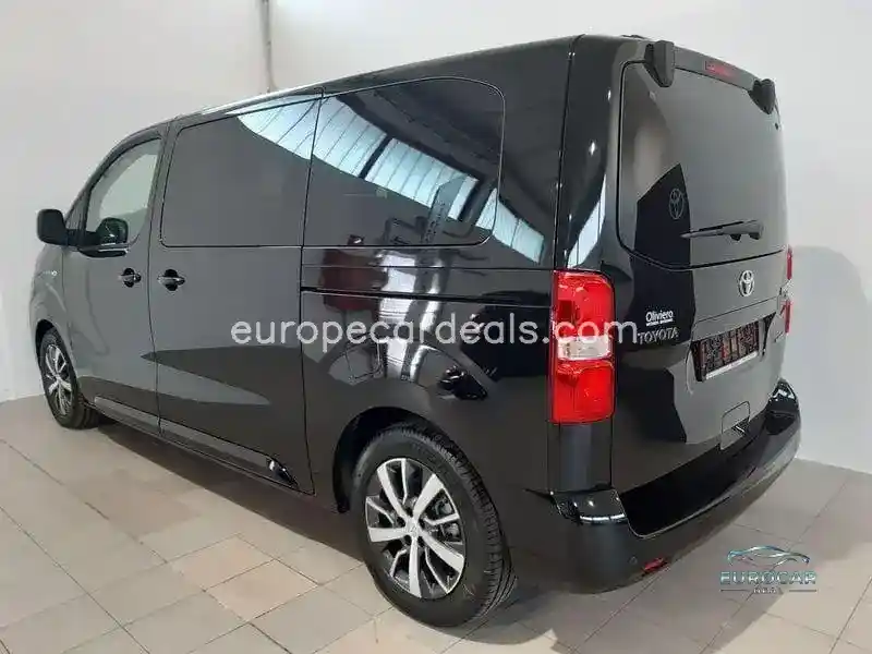 Toyota Proace (Verso)