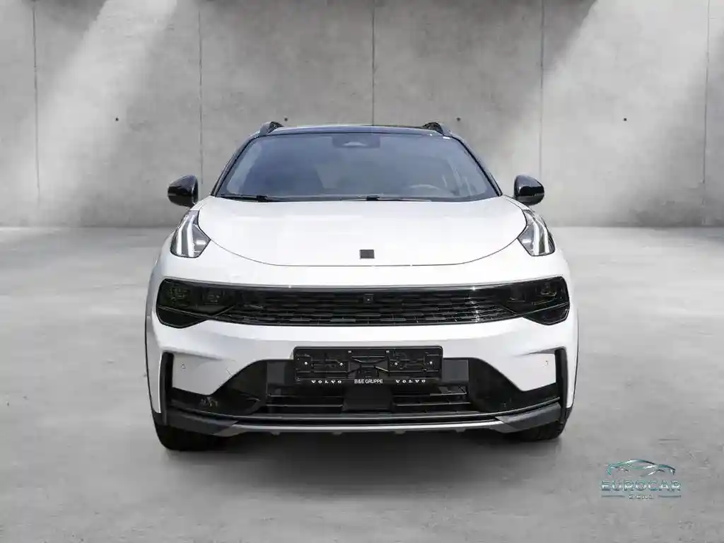 Lynk&Co 01