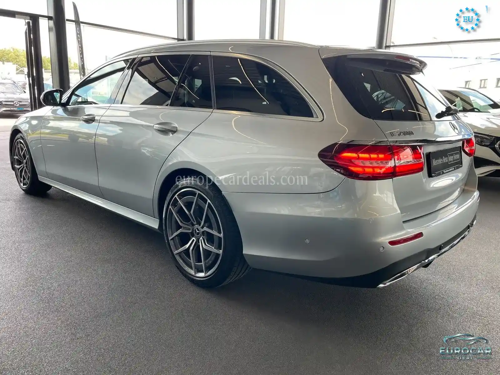 Mercedes-Benz E 200