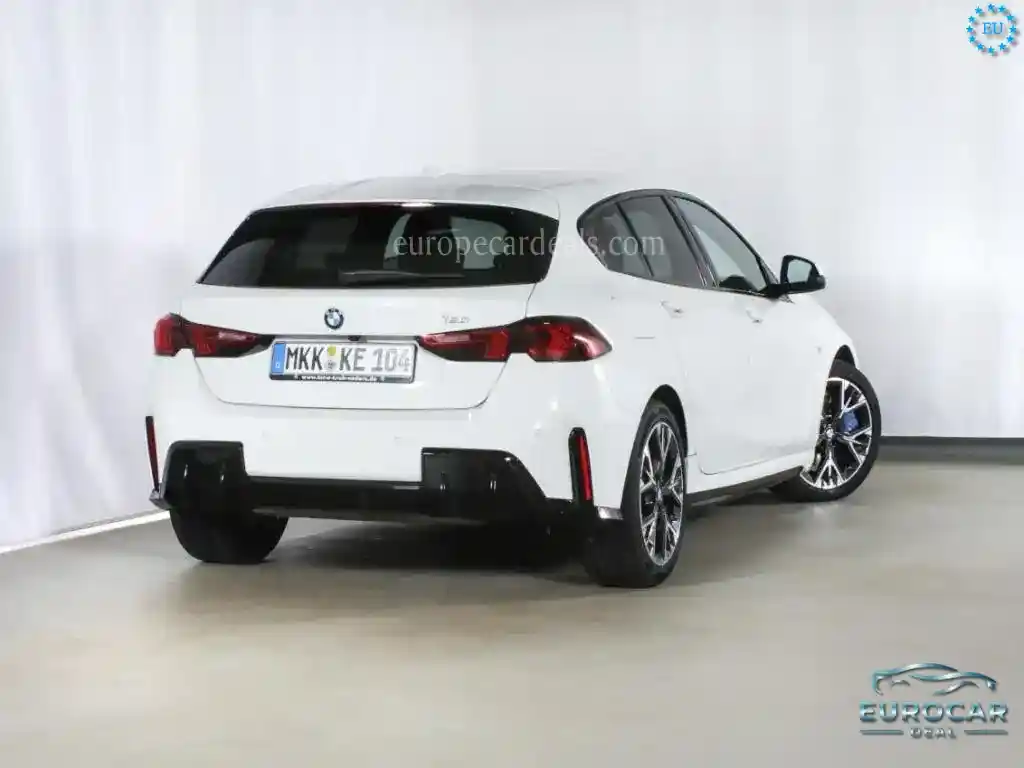 BMW 120