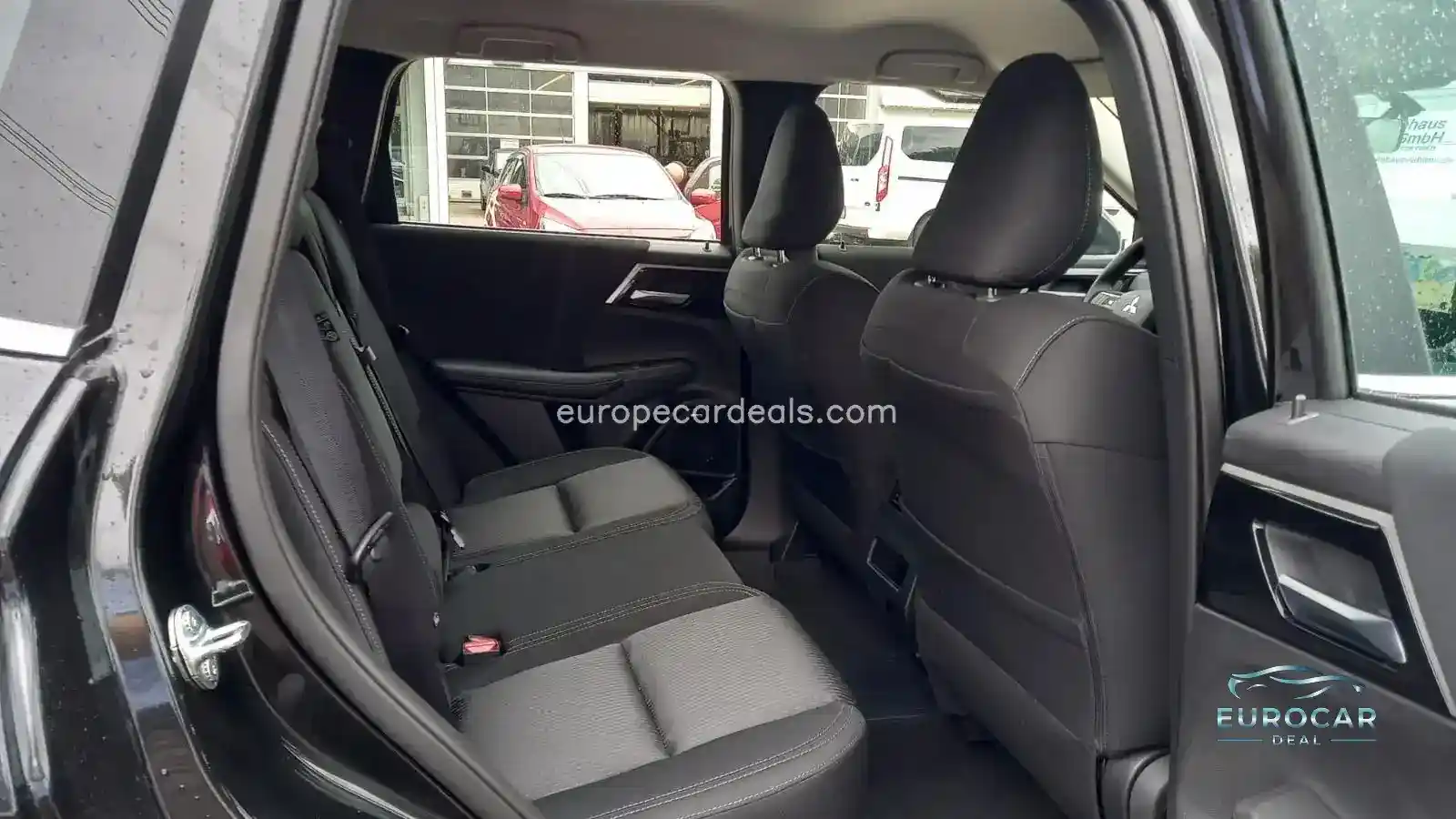 Mitsubishi Plug-in Hybrid Outlander