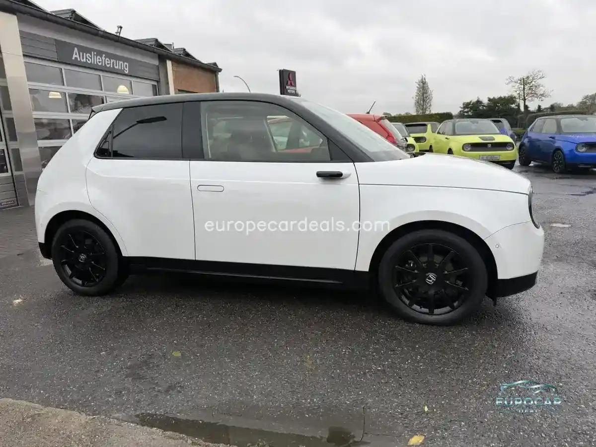 Honda e