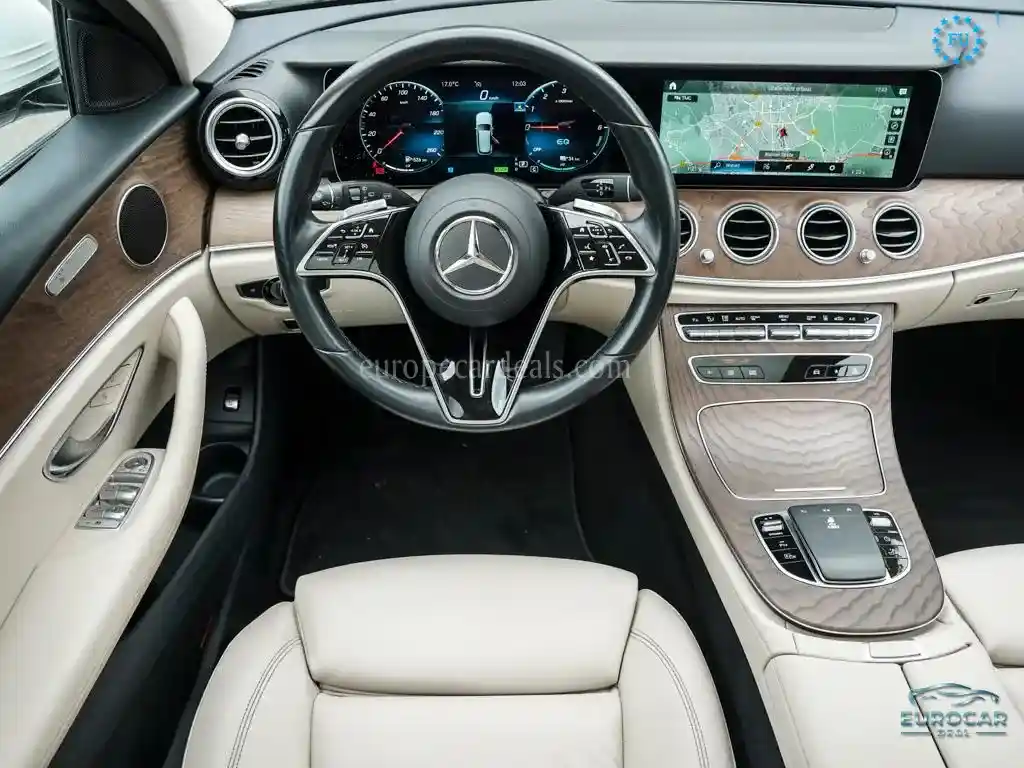 Mercedes-Benz E 300