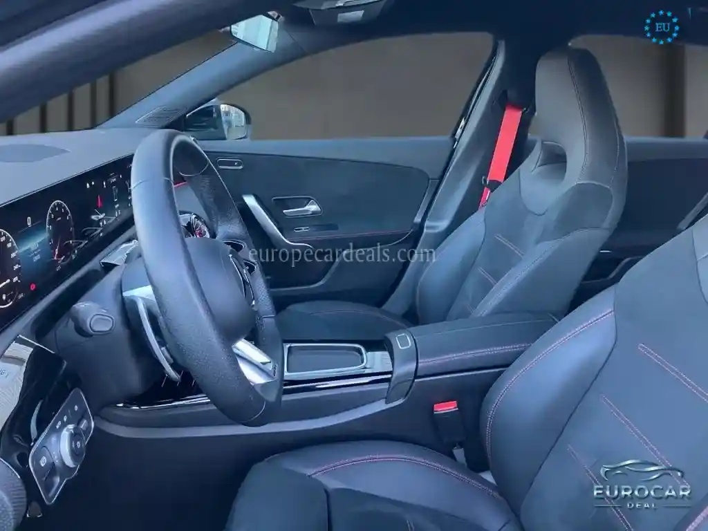 Mercedes-Benz A 35 AMG