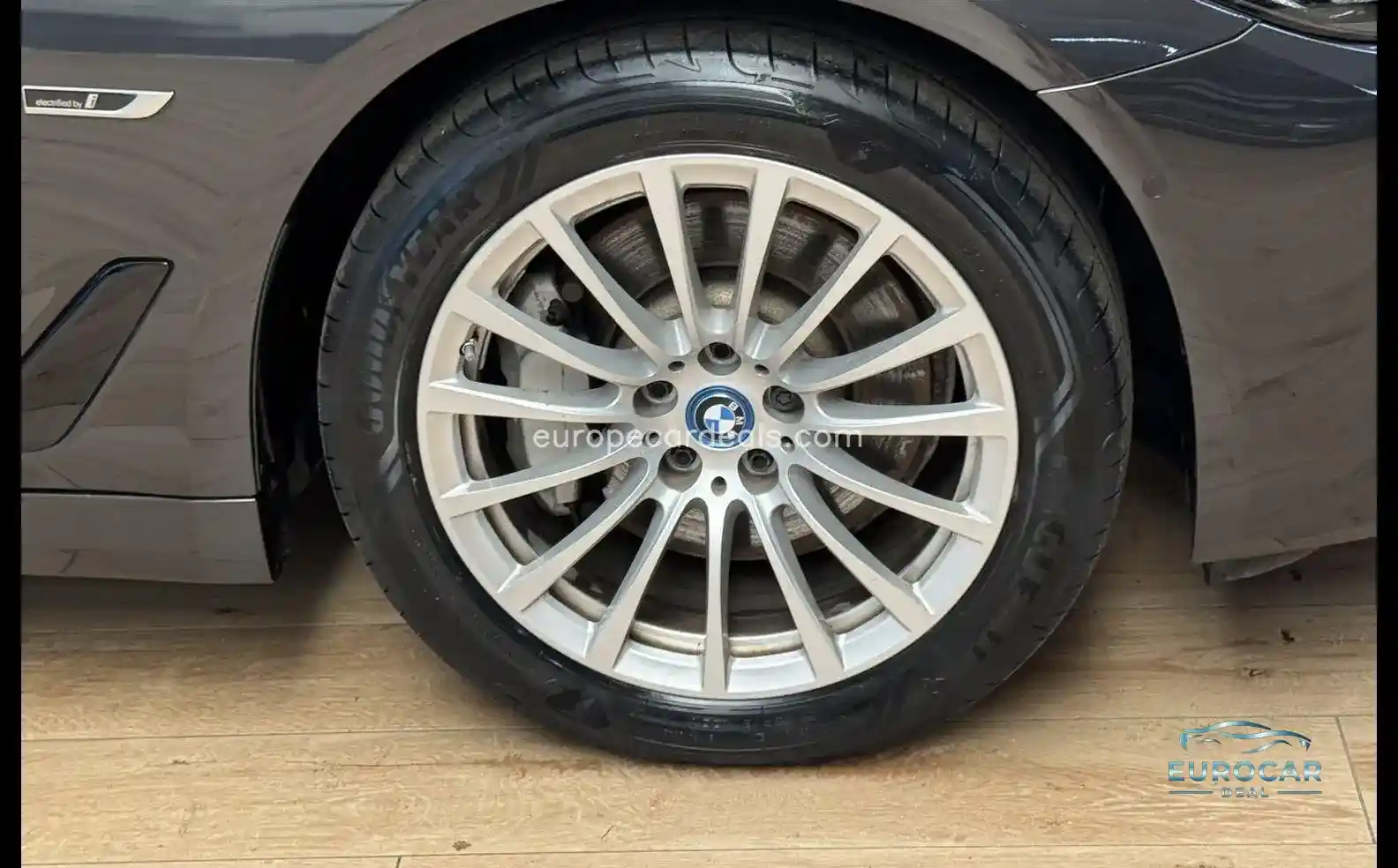 BMW 530