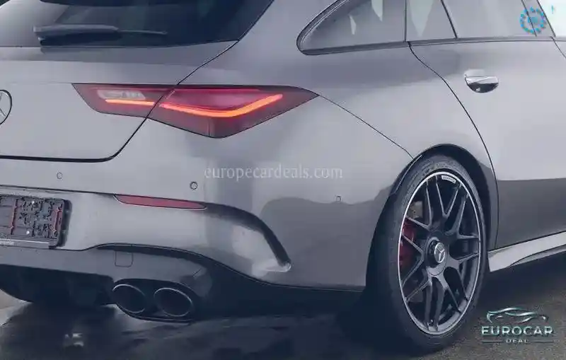 Mercedes-Benz CLA 45 AMG Shooting Brake