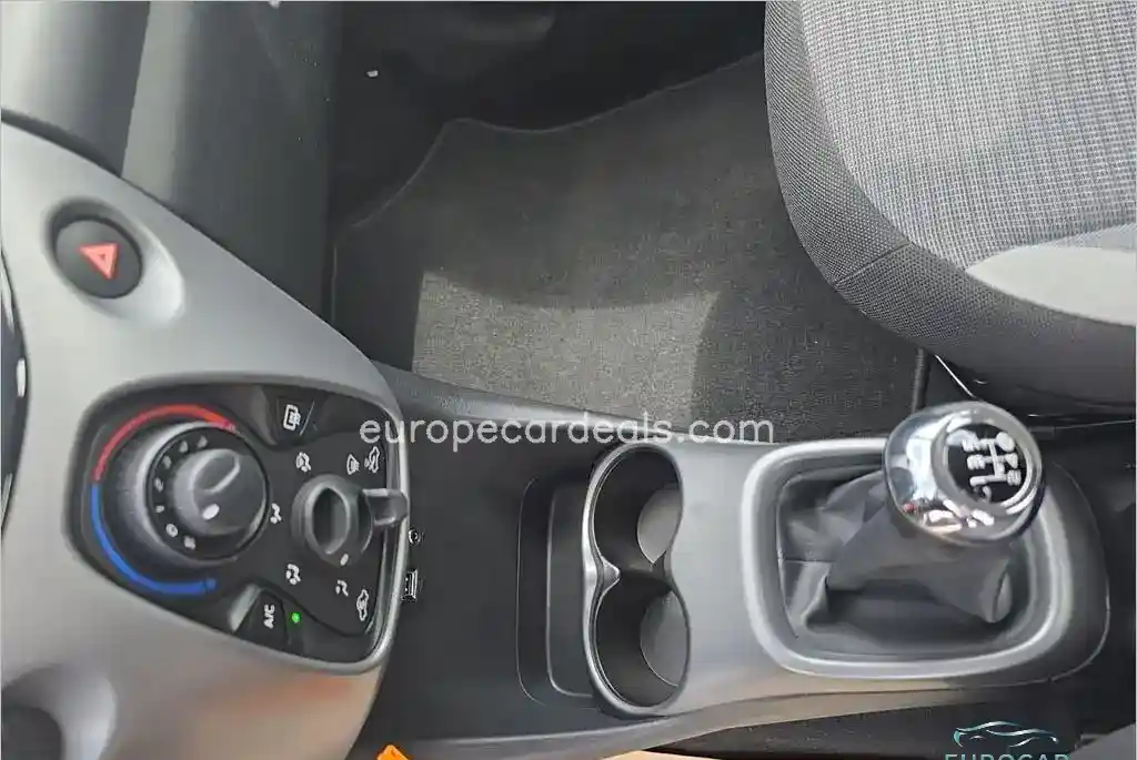 Toyota Aygo (X)