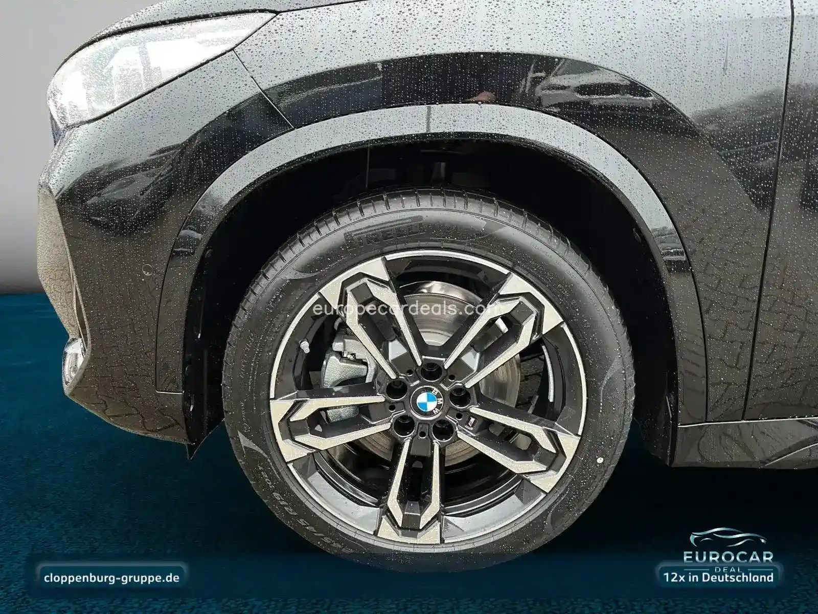 BMW iX1