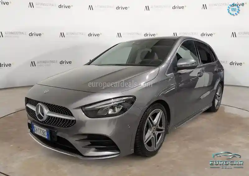 Mercedes-Benz B 180