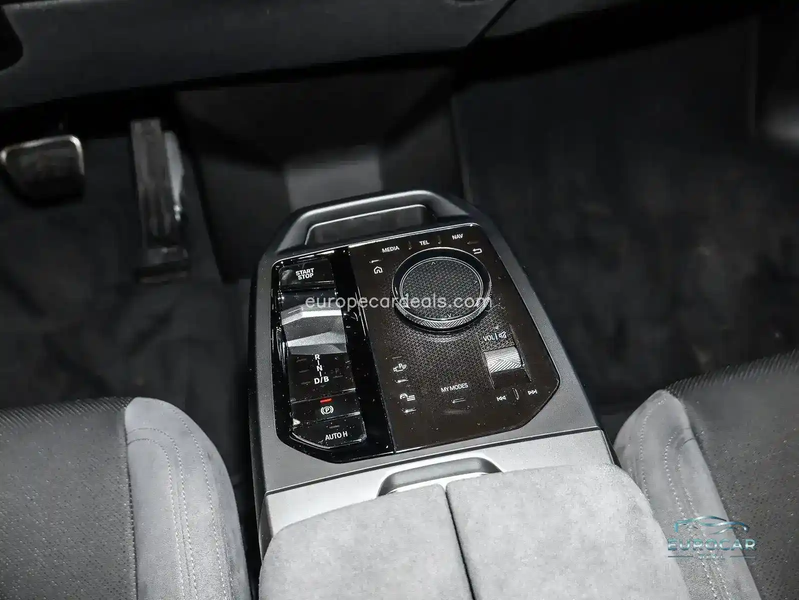 BMW iX