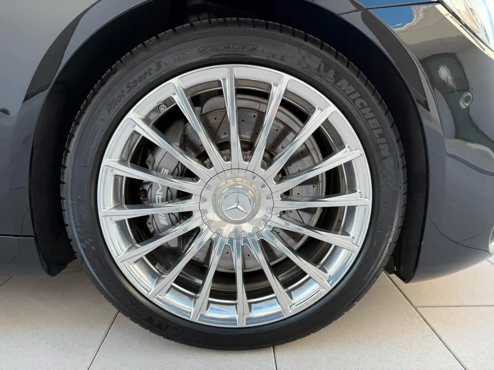Mercedes-Benz S 65 AMG