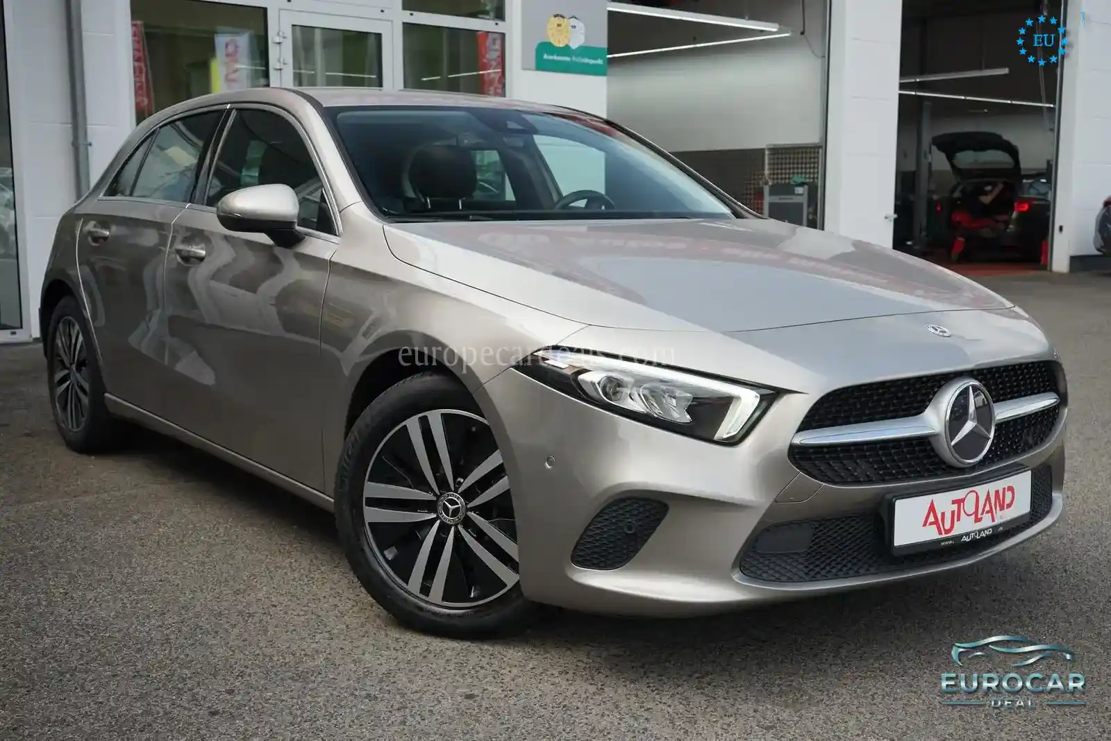 Mercedes-Benz A 200