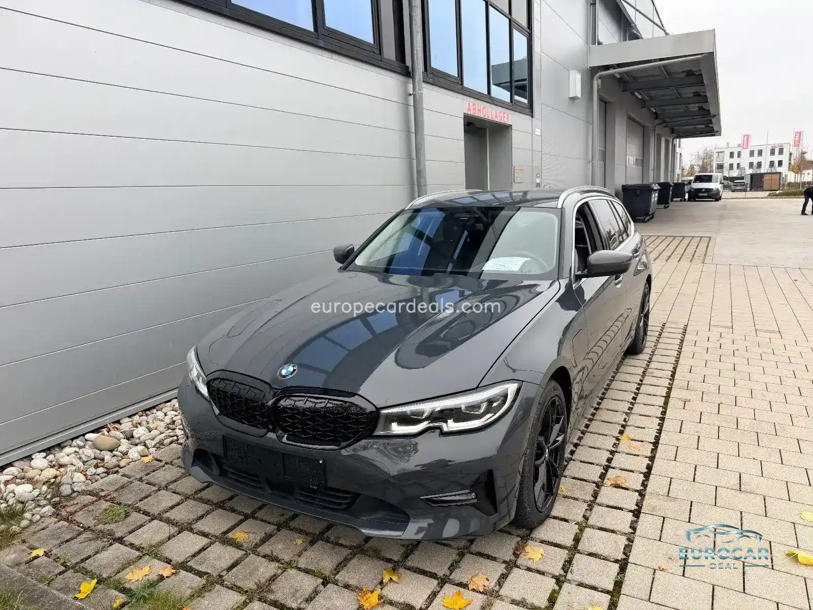 BMW 330