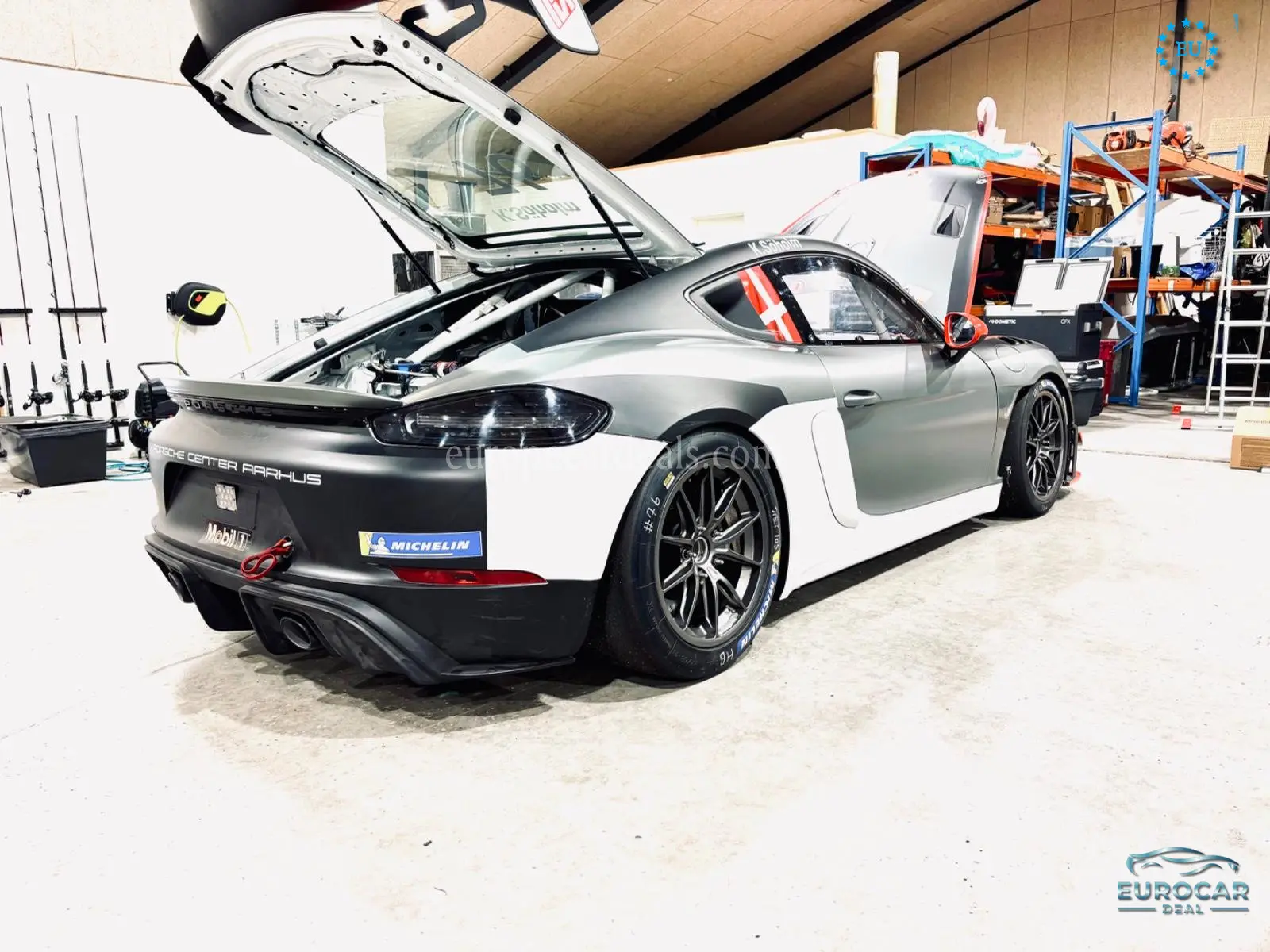 Porsche Cayman