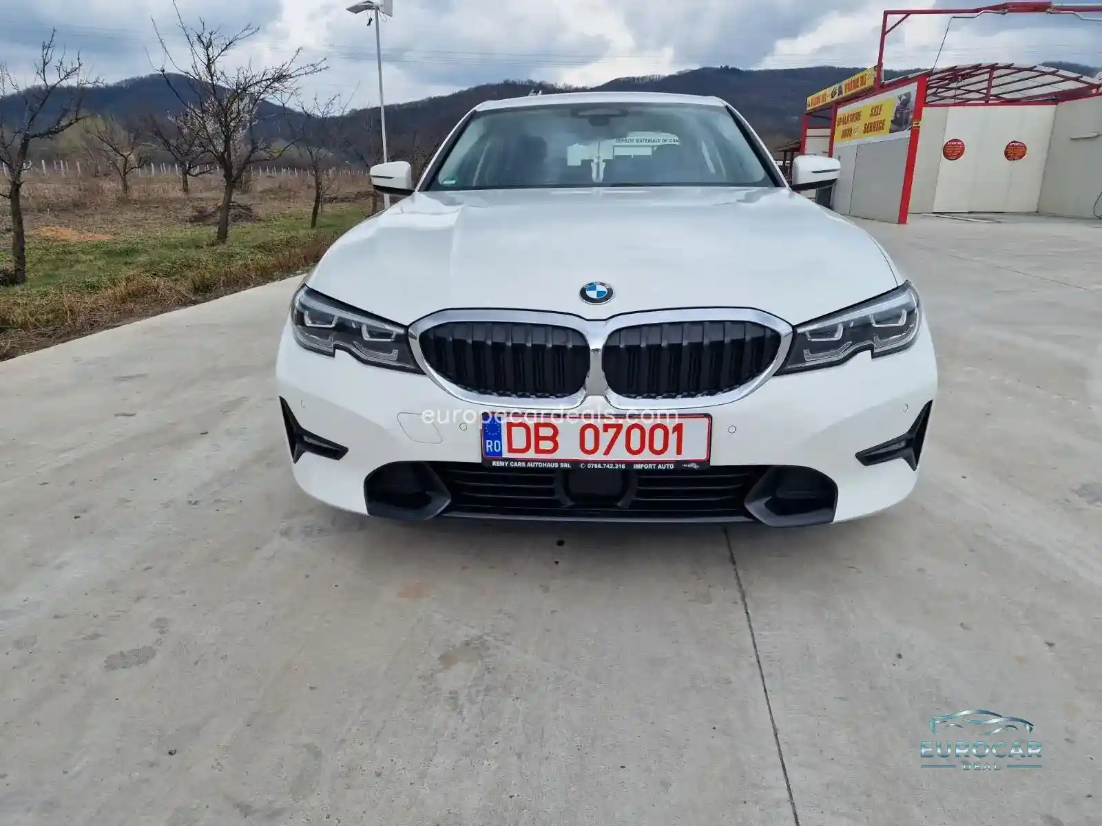 BMW 330