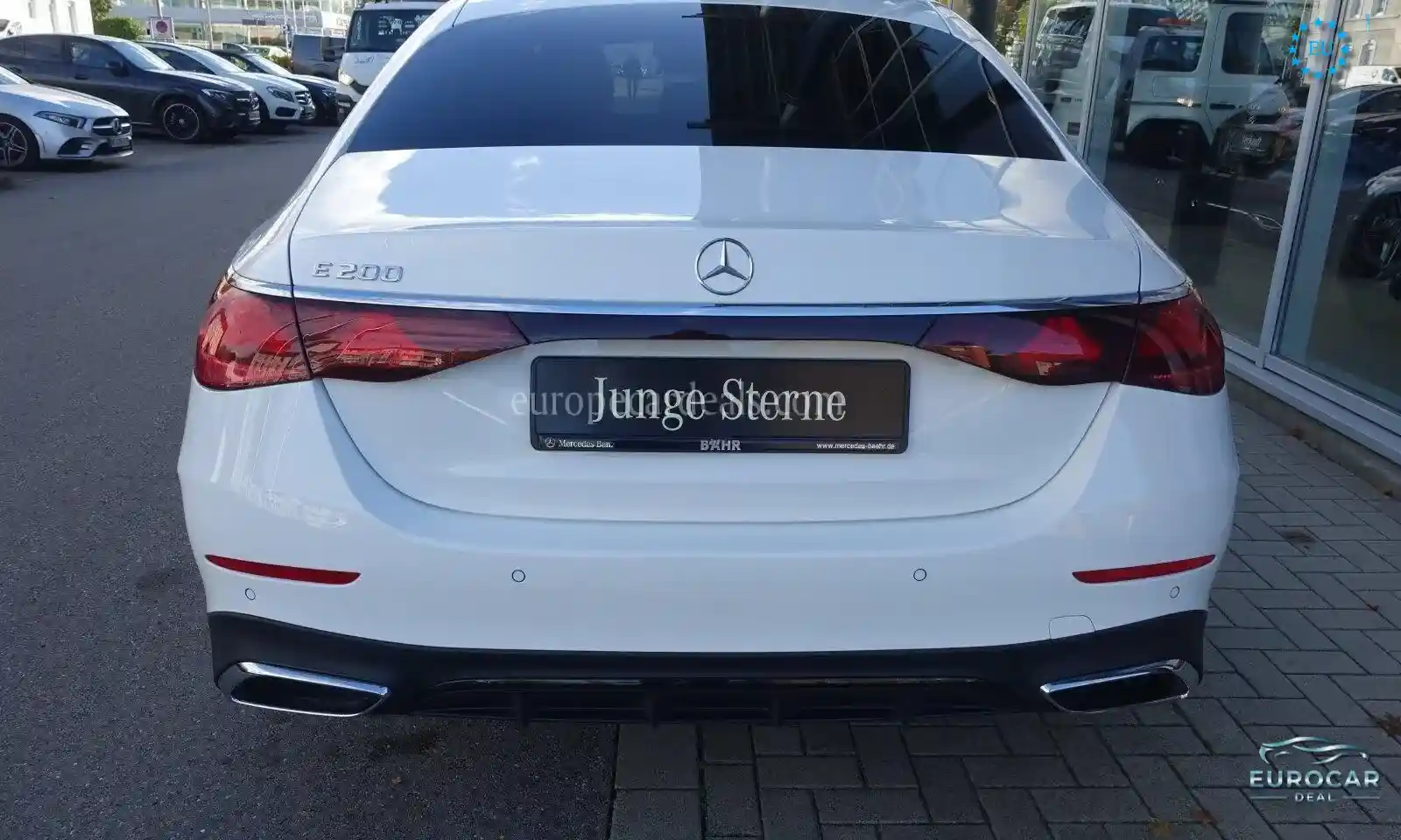 Mercedes-Benz E 200
