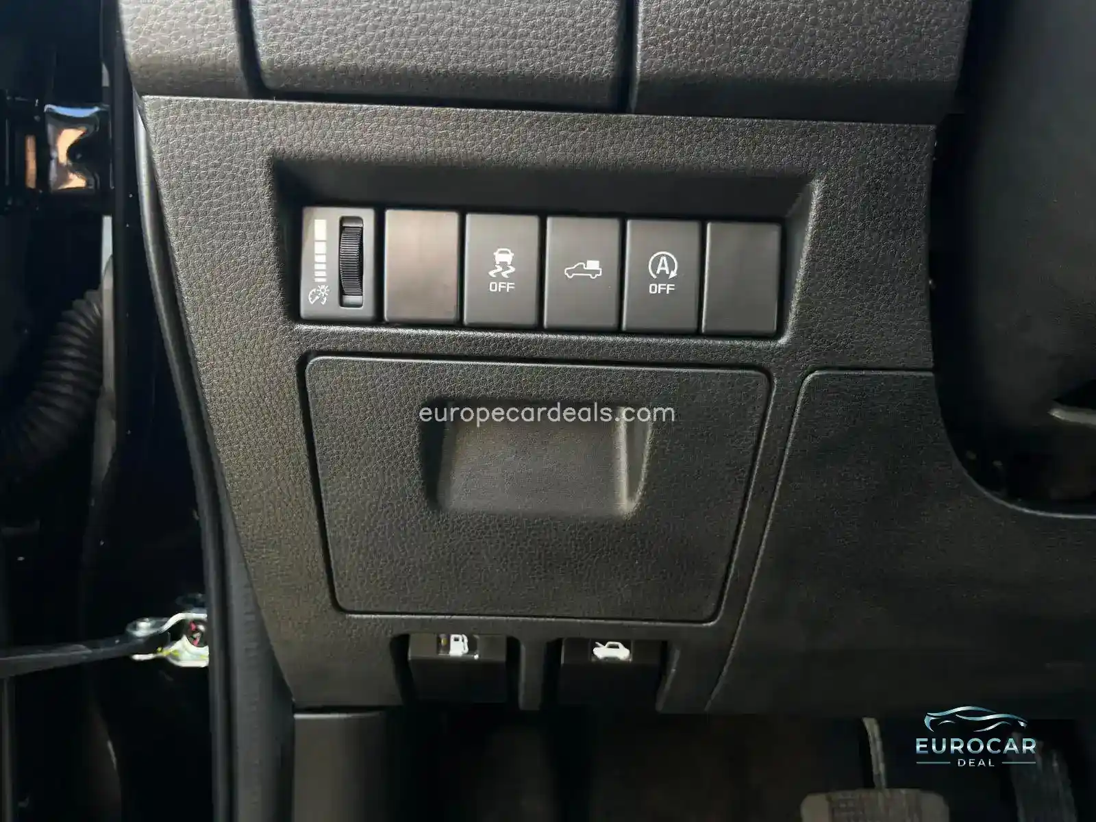 4×4 V-CROSS A/T*3.5 t*23% NACHLASS*