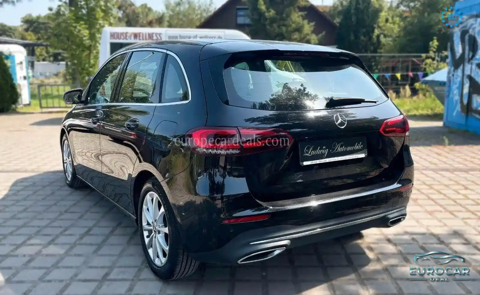 Mercedes-Benz B 220