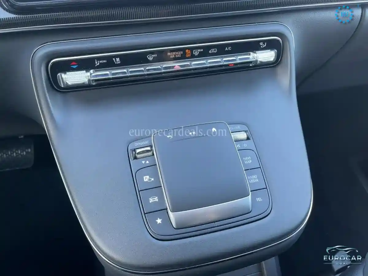 Mercedes-Benz V 250