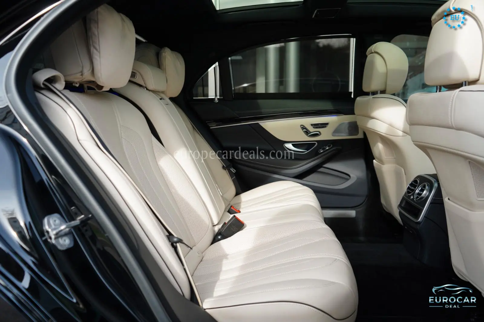 Mercedes-Benz S 560
