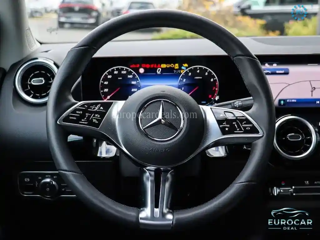 Mercedes-Benz B 200