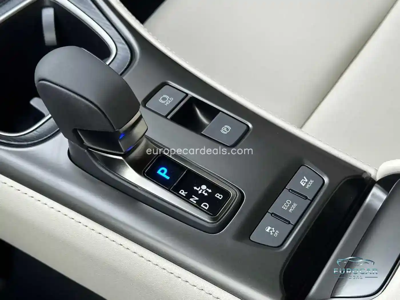 Lexus LBX