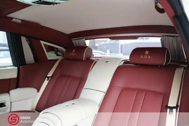 Rolls-Royce Phantom