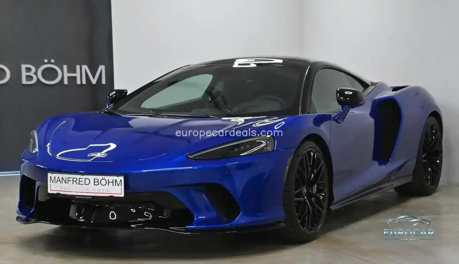 McLaren GT