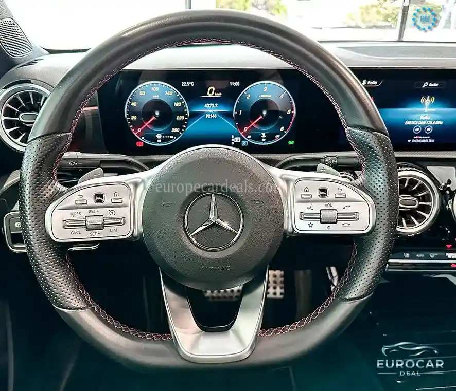 Mercedes-Benz A 220