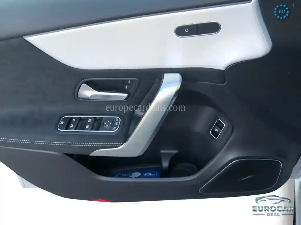 Mercedes-Benz A 220
