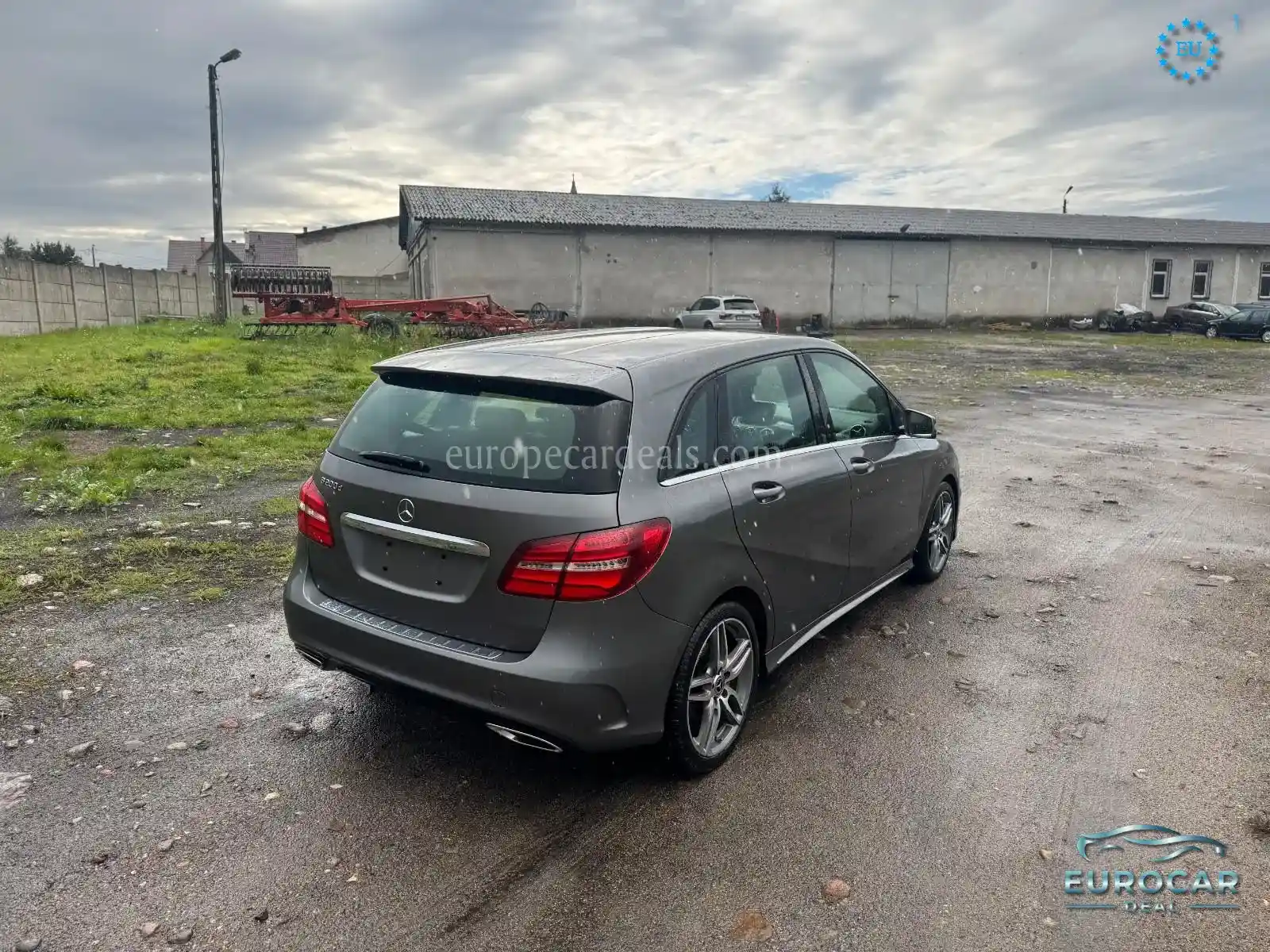 Mercedes-Benz B 200