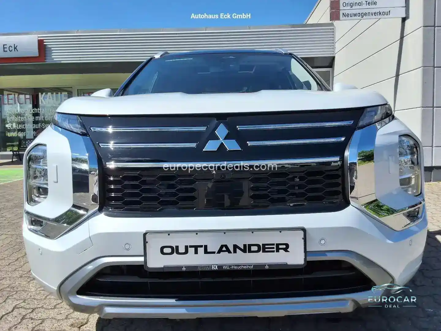 Mitsubishi Plug-in Hybrid Outlander