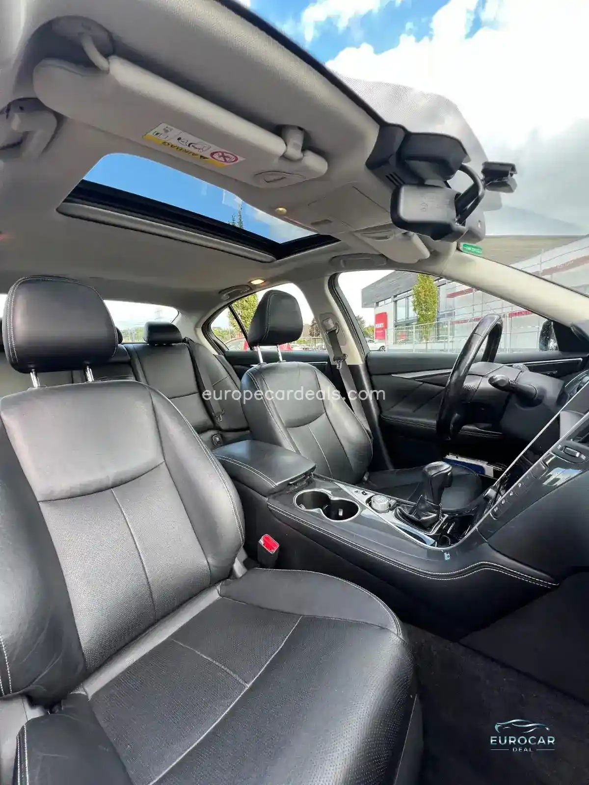 Infiniti Q50