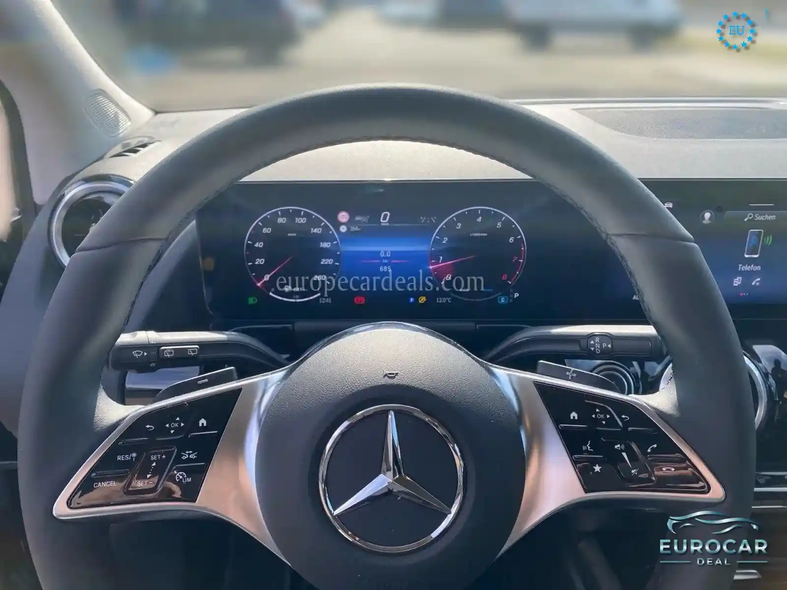Mercedes-Benz B 180