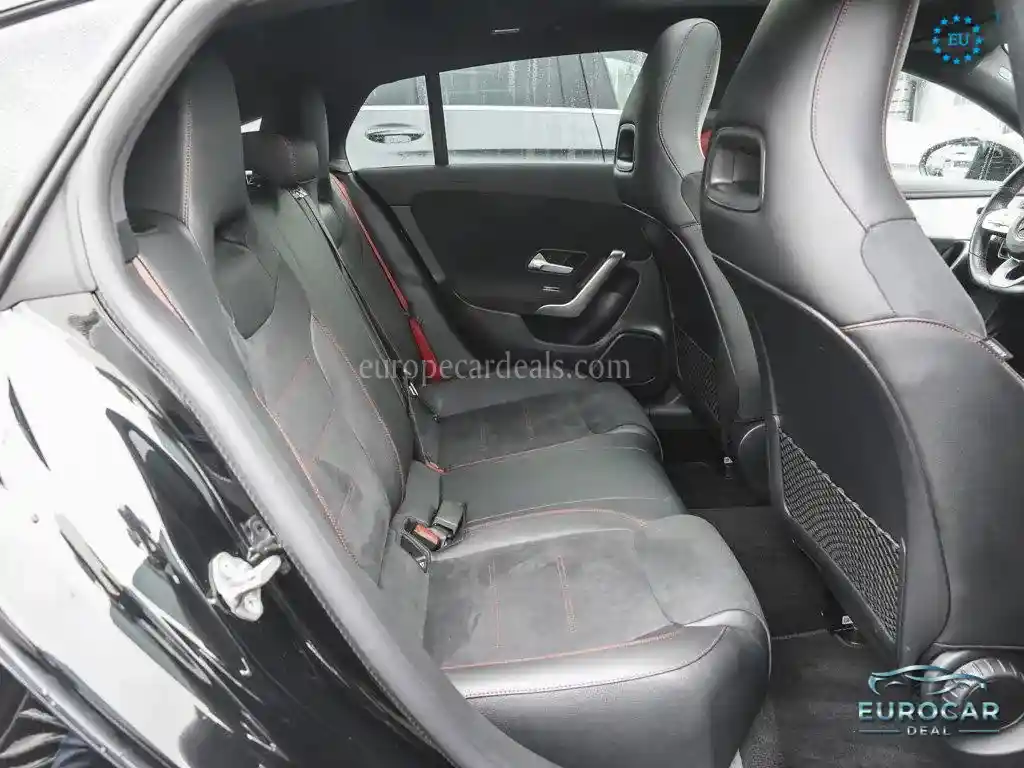 Mercedes-Benz CLA 35 AMG Shooting Brake