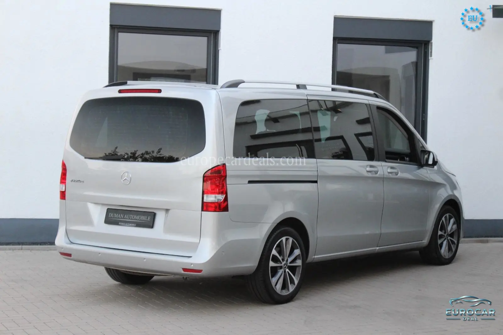 Mercedes-Benz V 220