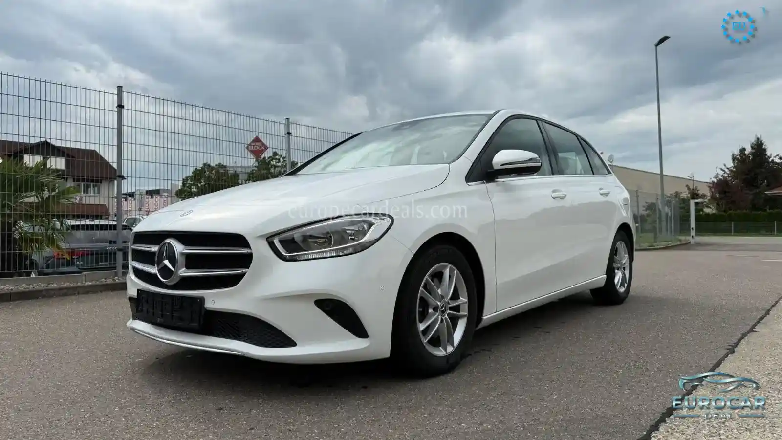 Mercedes-Benz B 200
