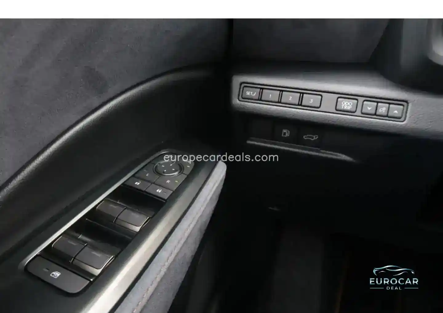 Lexus LBX