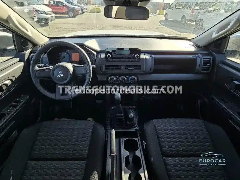 Mitsubishi L200