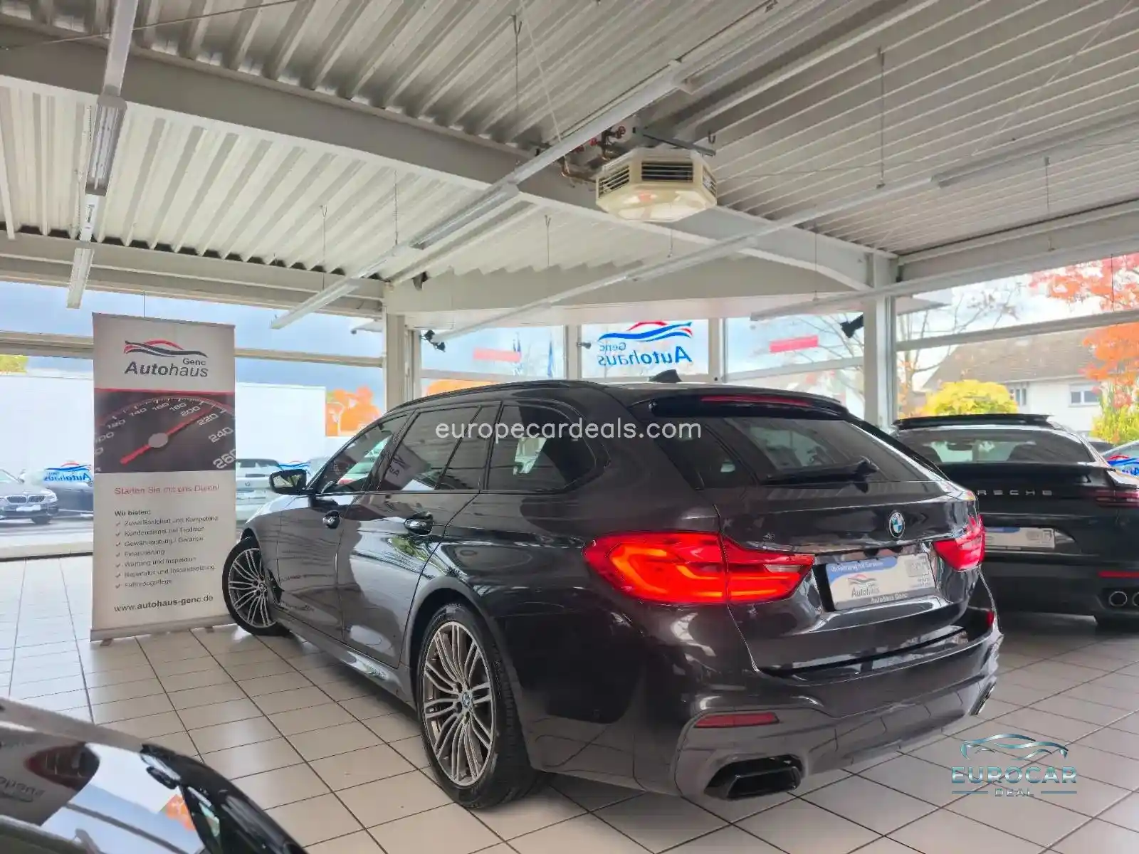 BMW M550