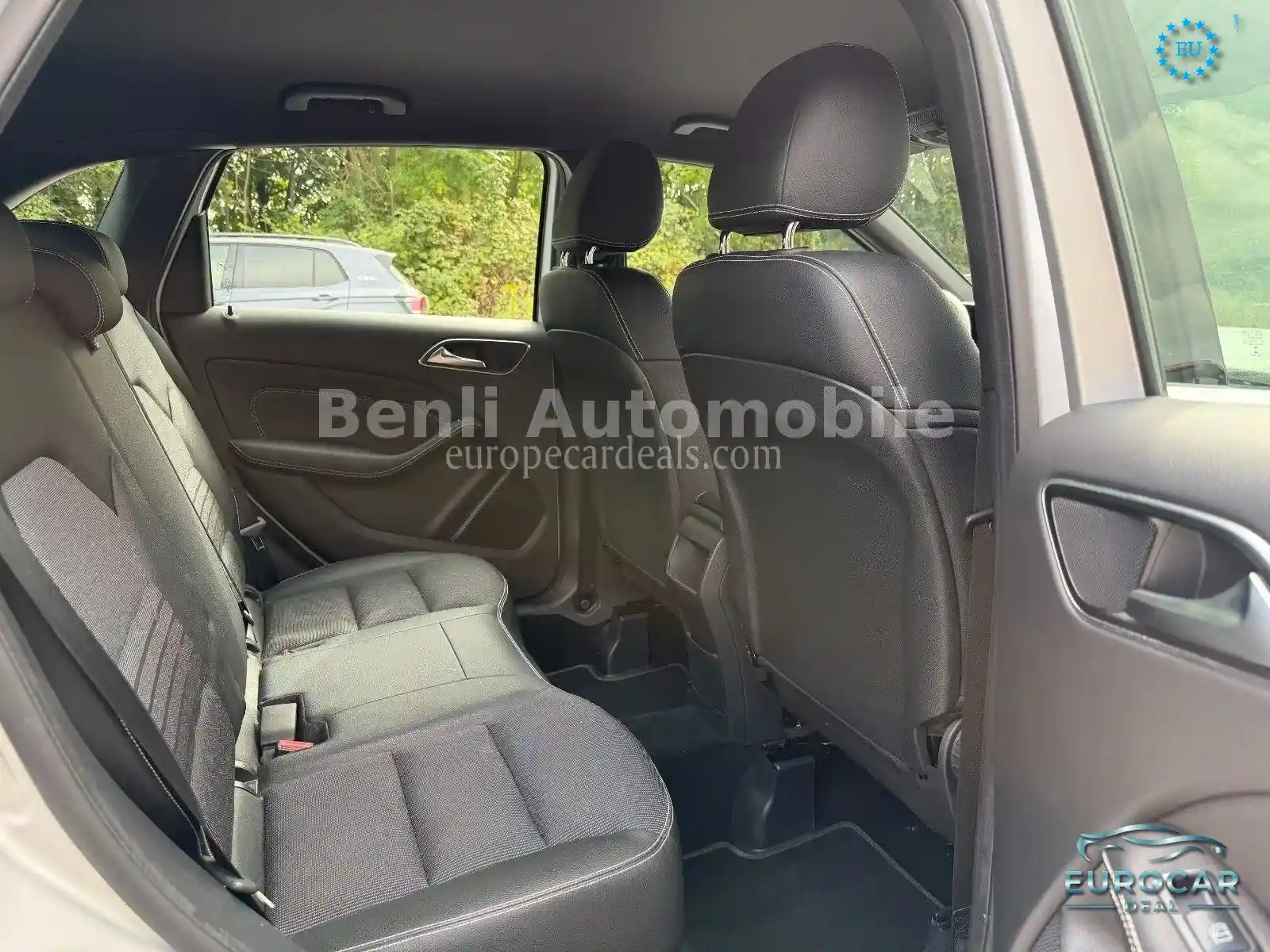 Mercedes-Benz B 200