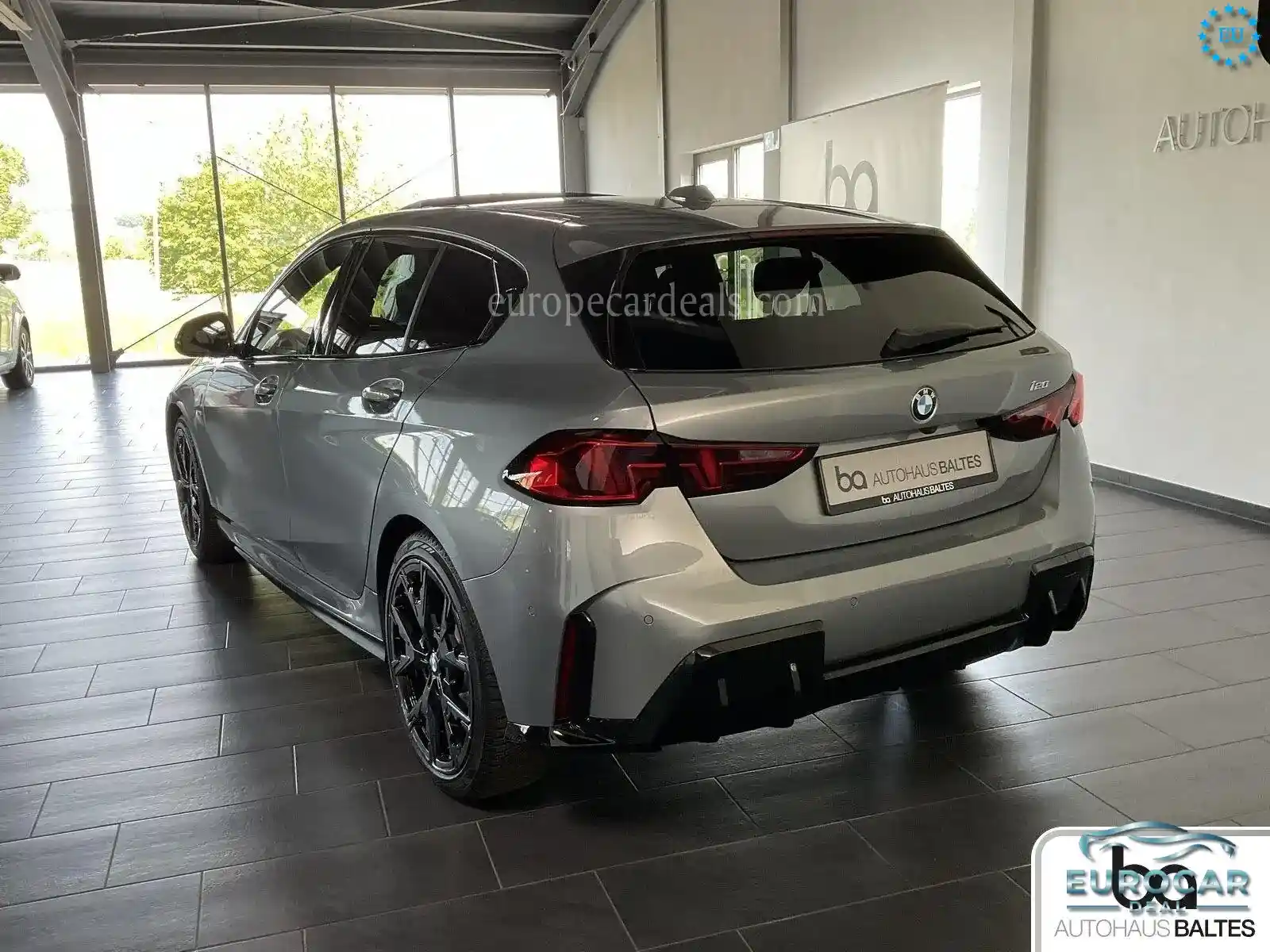 BMW 120