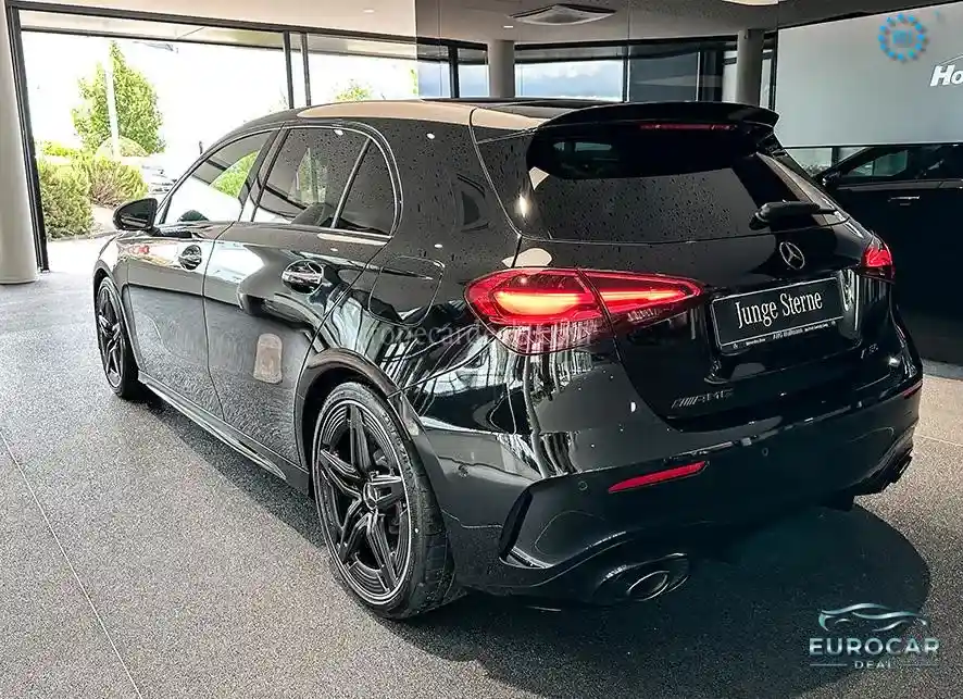 Mercedes-Benz A 35 AMG