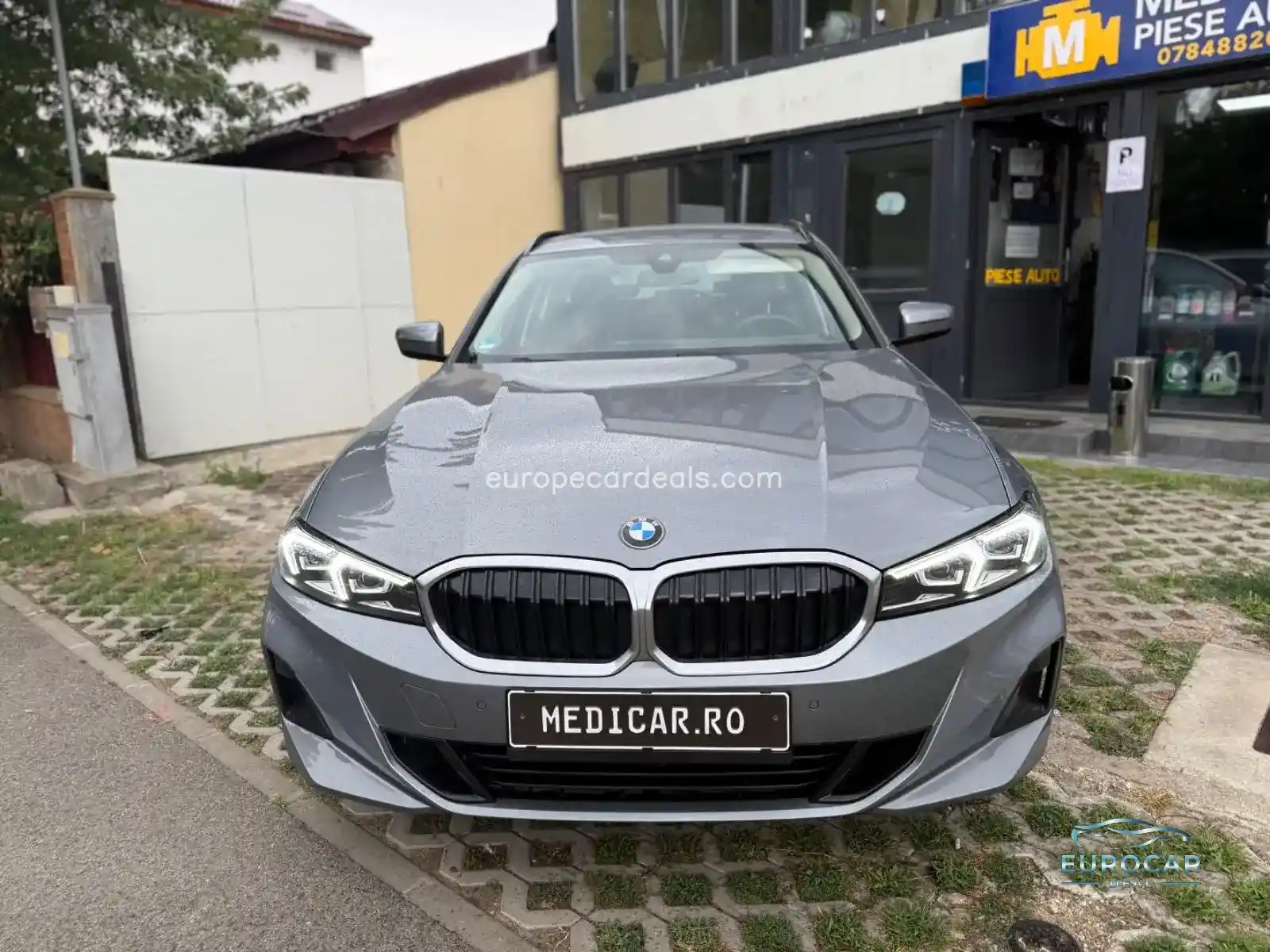 BMW 320