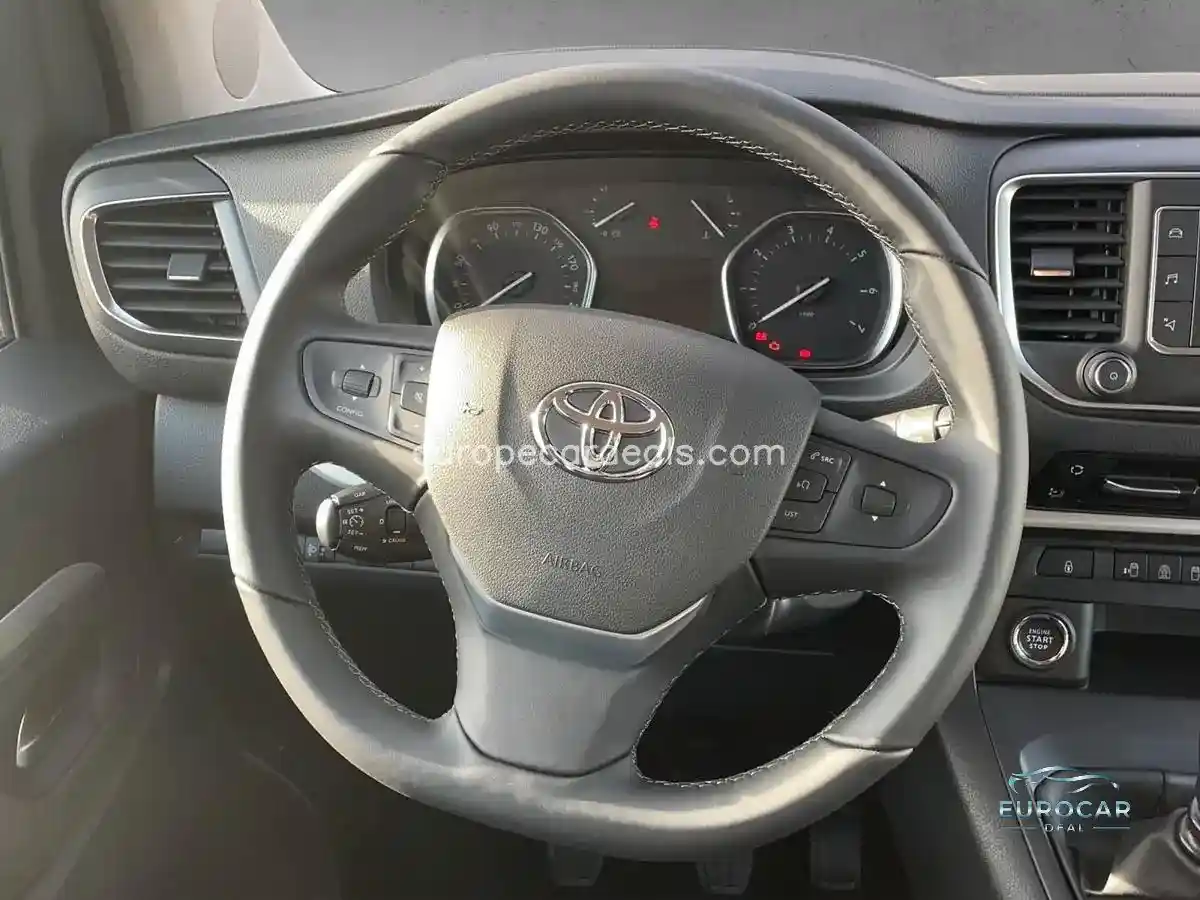 Toyota Proace (Verso)