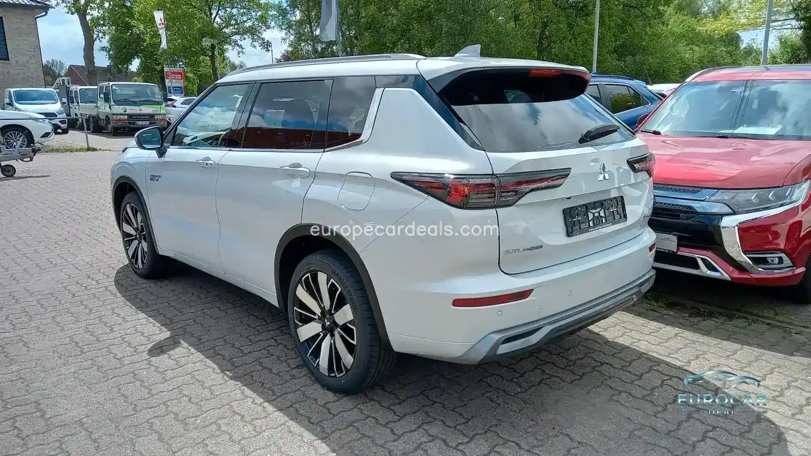Mitsubishi Plug-in Hybrid Outlander