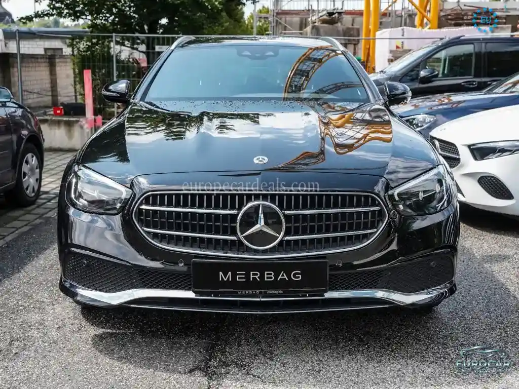 Mercedes-Benz E 300