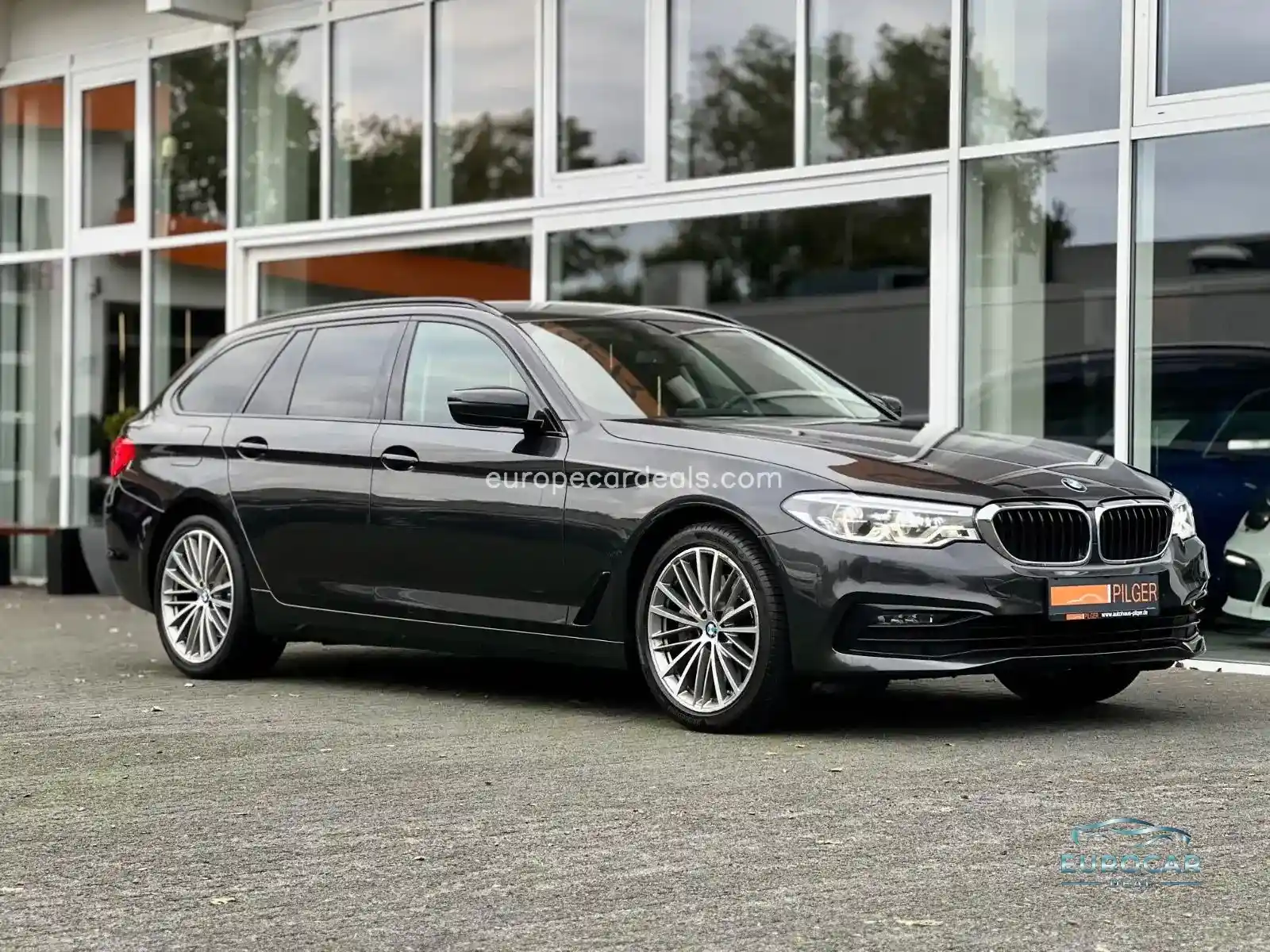 BMW 525