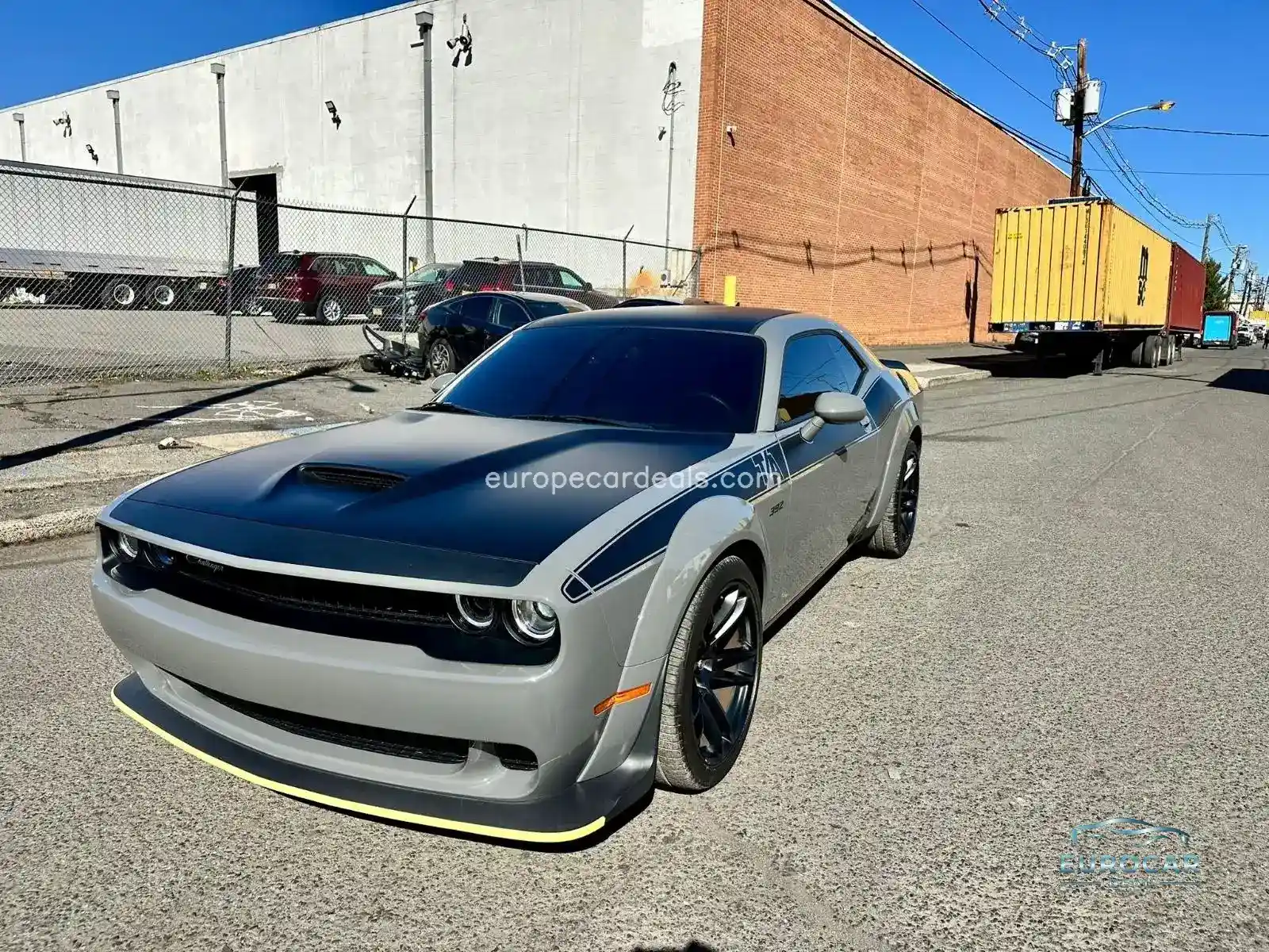 Dodge Challenger