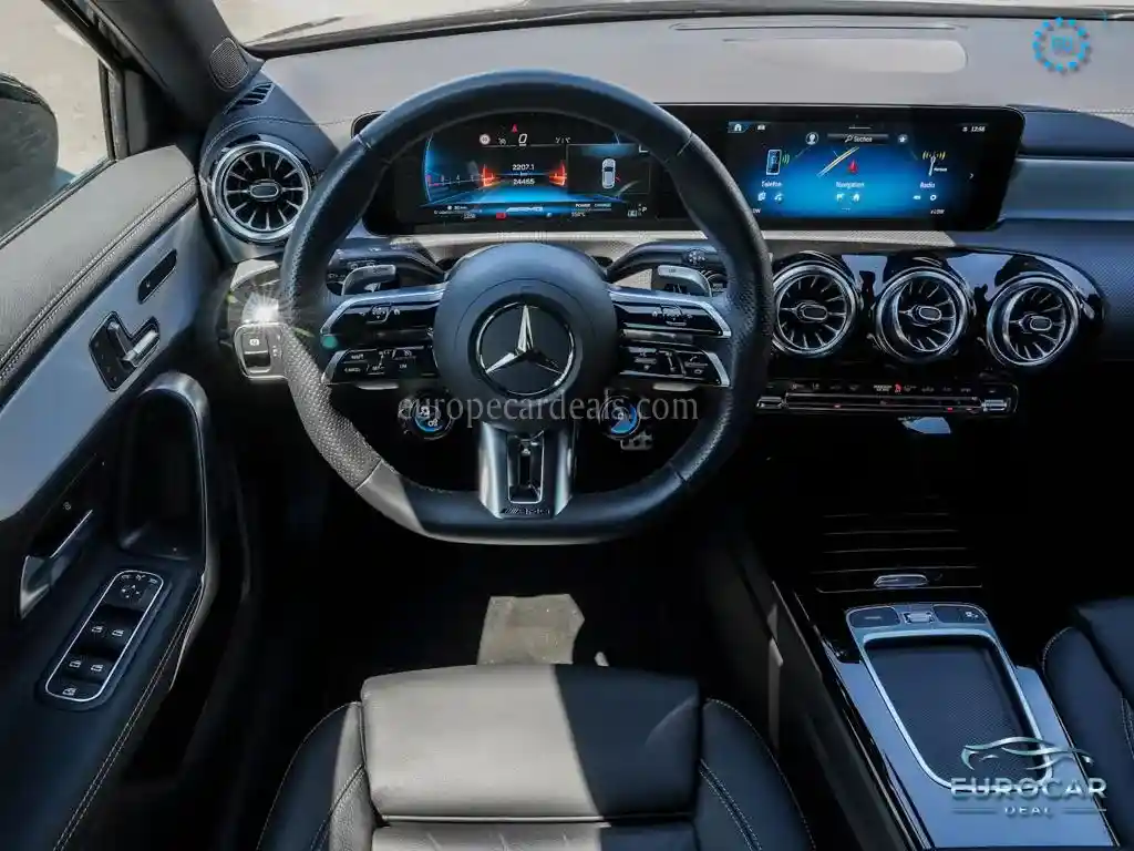 Mercedes-Benz A 35 AMG